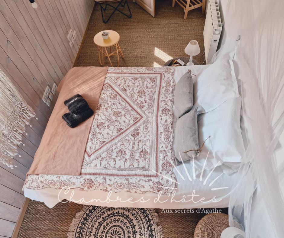 Aux Secrets D'Agathe Bed & Breakfast Plan  Екстериор снимка
